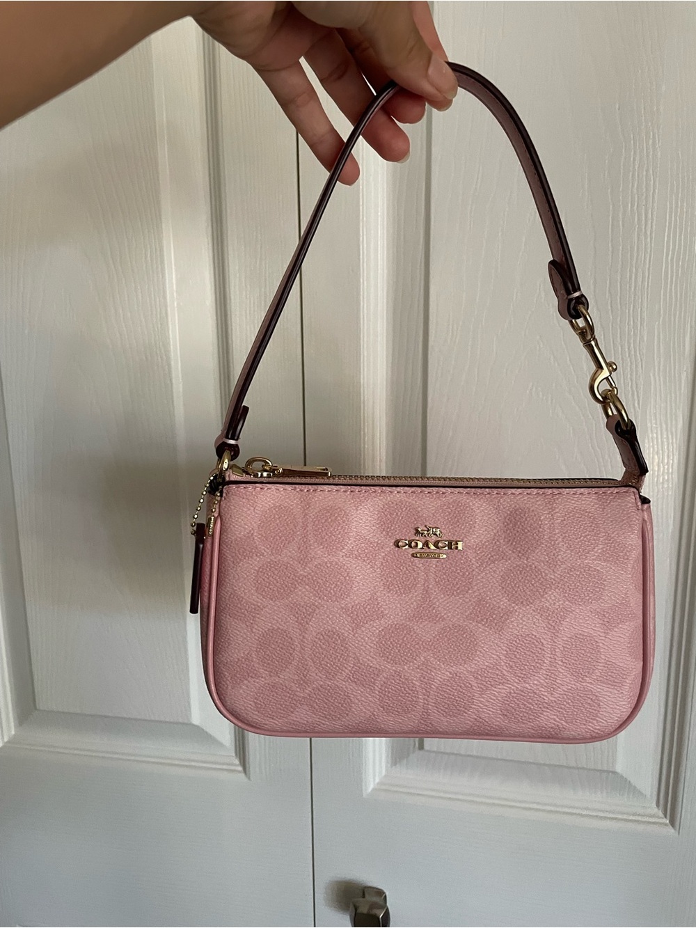 Coach Nolita 19 in Pink Powder